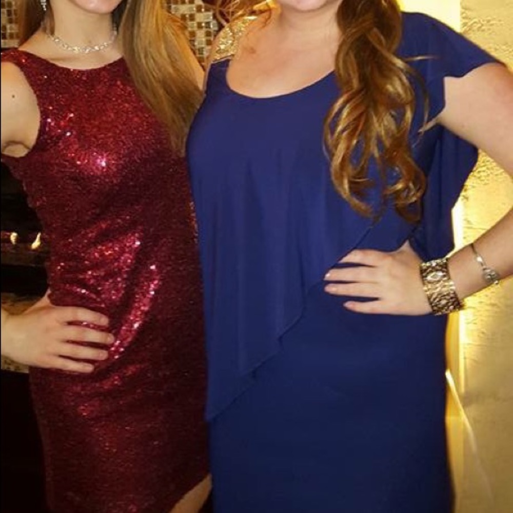 Dress - Picture 3 of 3